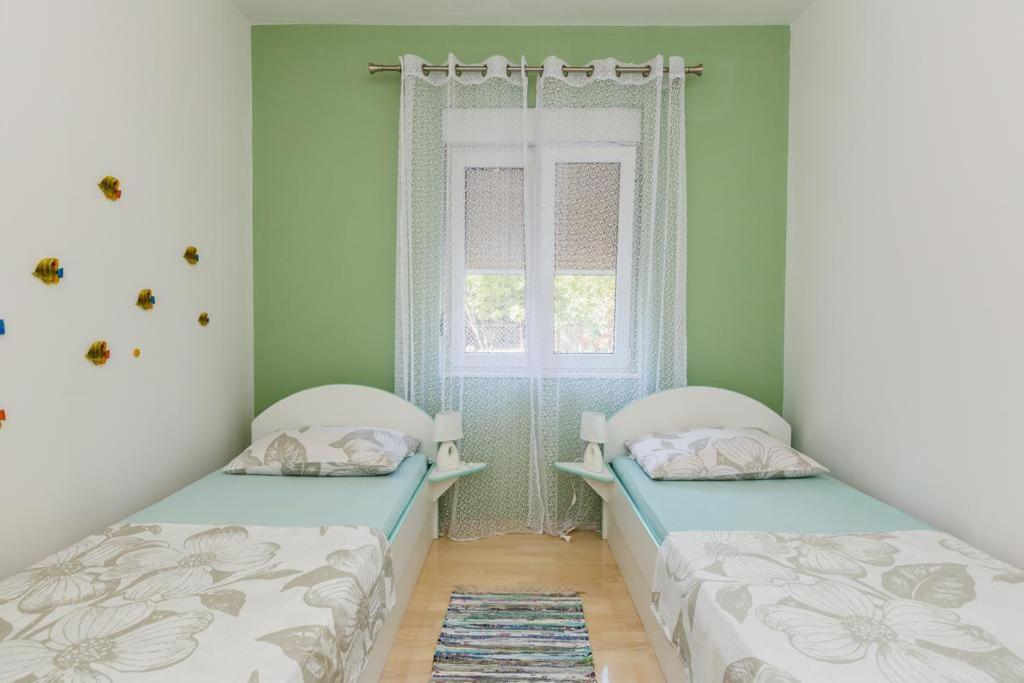 Apartman A&B Каштела Экстерьер фото